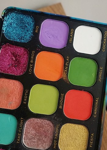 Revolution Beauty Bird Of Paradise Far Paleti - Görsel 5