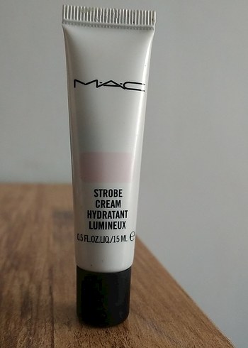 Mac Parlak Bej BB Krem