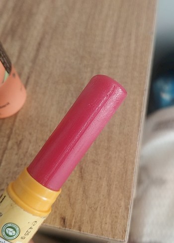 Burt's Bees ve Sephora Renkli Dudak Bakım Seti