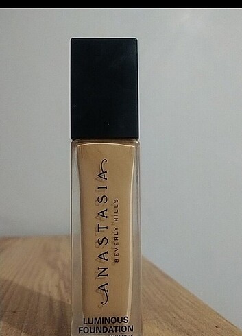 Anastasia Beverly Hills Fondöten