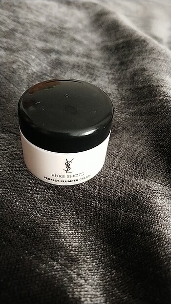 Yves Saint Laurent Küçük