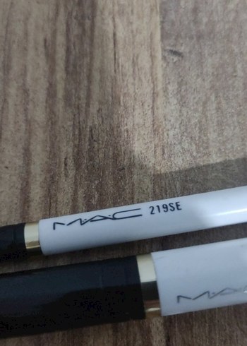 MAC MAC Beyaz Gri Makyaj Fırça Seti