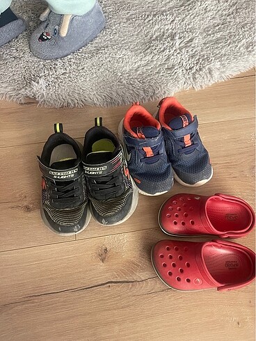 Skechers nike crocs