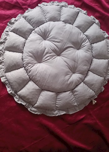 Renkli Bağcıklı kedi Minderi - Görsel 4