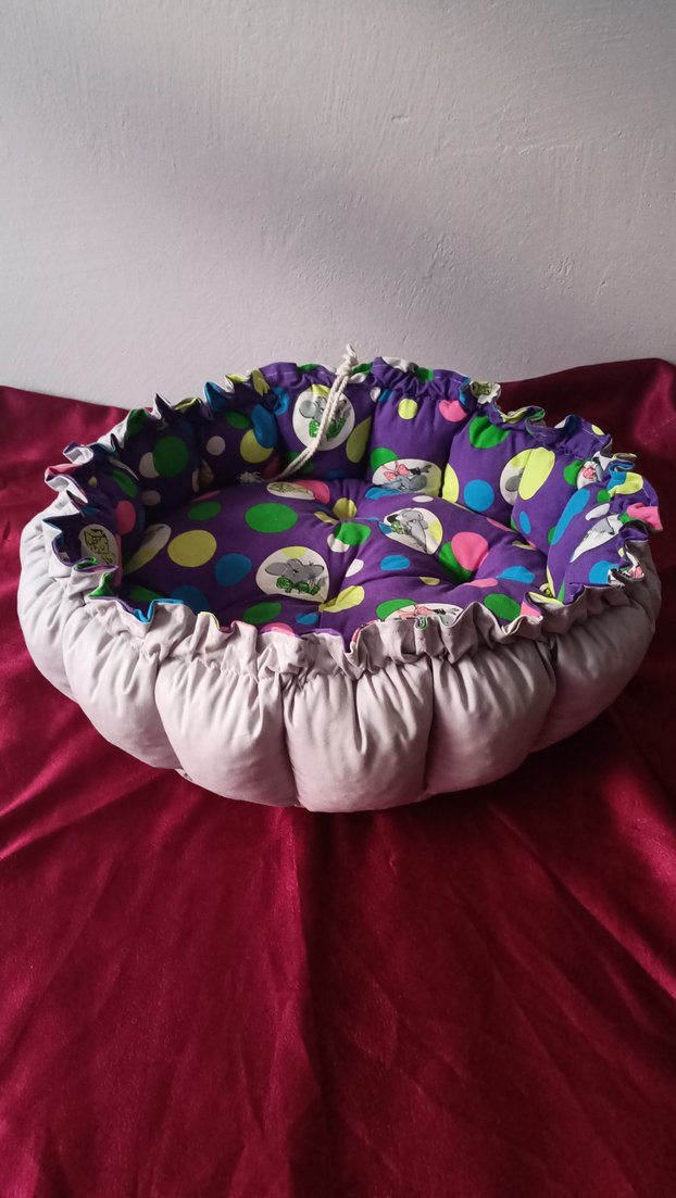 Renkli Bağcıklı kedi Minderi - Görsel 2