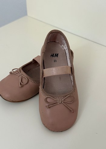 Kız Çocuk Bej Fiyonk Detaylı Babet