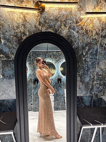 zara payetli midi elbise