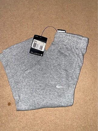 Nike Nike çocuk esofman