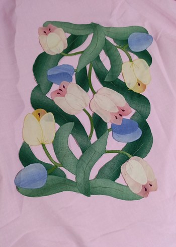 Pastel Renkli Çiçek Desenli örtü.