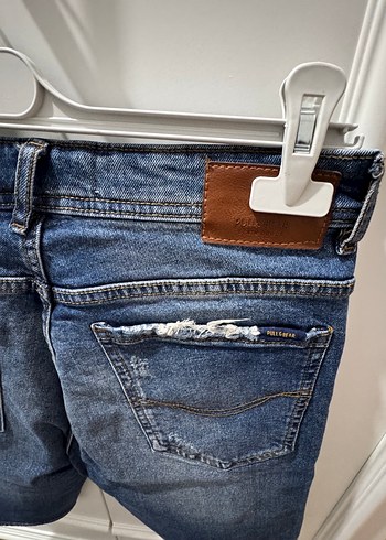 Erkek Koyu Mavi Yırtık Denim Şort - Görsel 3