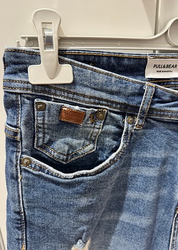 Erkek Koyu Mavi Yırtık Denim Şort - Görsel 6