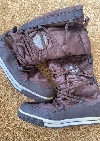 Kahverengi Tüylü  Kadın Bot - Görsel 6