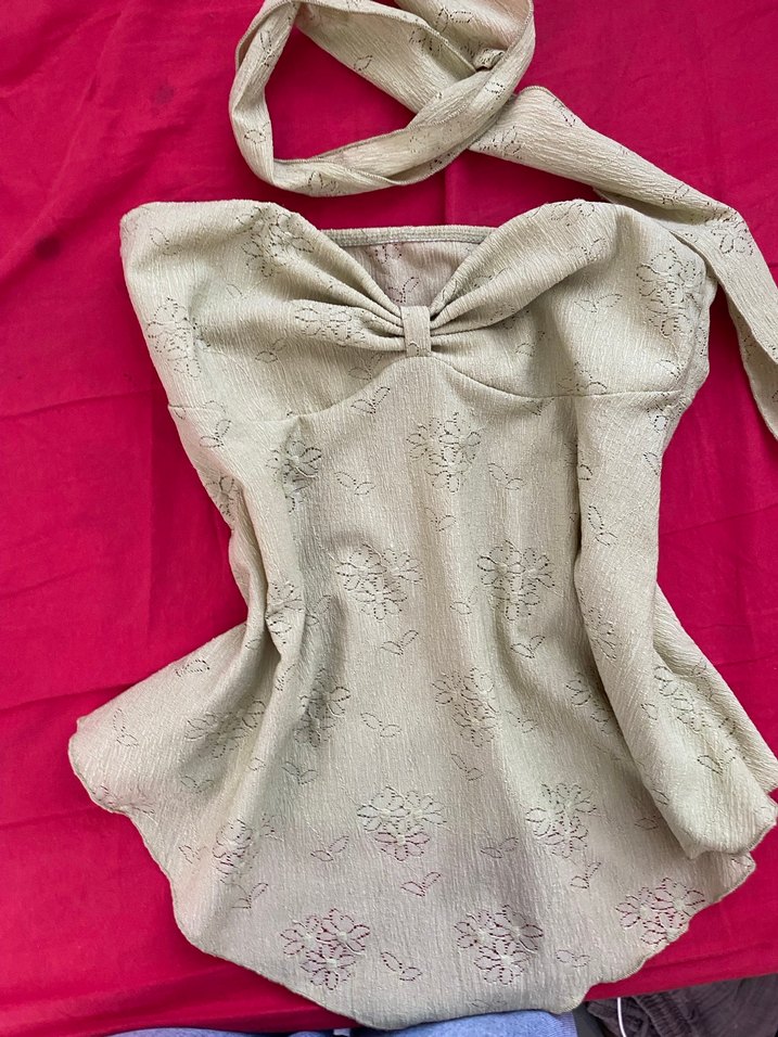 Dantel Detaylı Straplez bluz - Görsel 5