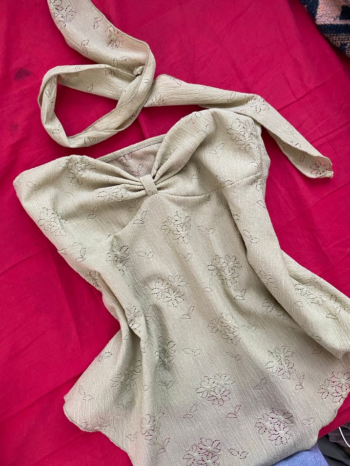 Dantel Detaylı Straplez bluz - Görsel 3