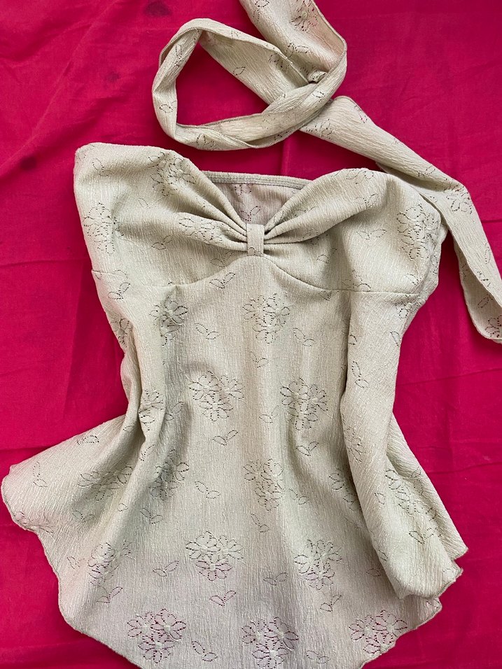 Dantel Detaylı Straplez bluz - Görsel 4