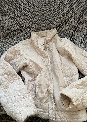 Düğmeli Beyaz Kadın mont - Görsel 3