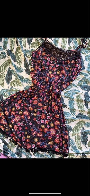 Bershka Çiçekli tulum