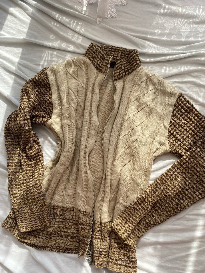 Bohem Tarzı Bej Örgü Kadın Kazak - Görsel 3