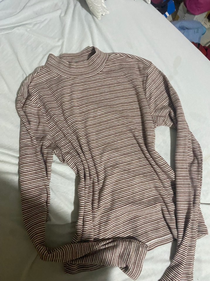 Kahverengi Çizgili Boğazlı Kadın Kazak - Görsel 3