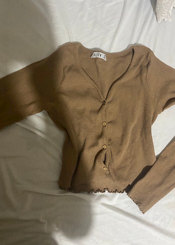 Bej V Yakalı Düğmeli Kadın Triko - Görsel 6