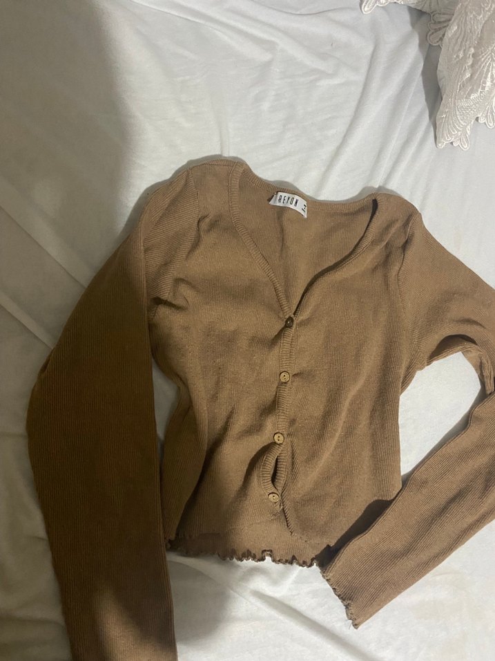 Bej V Yakalı Düğmeli Kadın Triko - Görsel 5