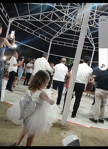 LC Waikiki Abiye kısa gelinlik