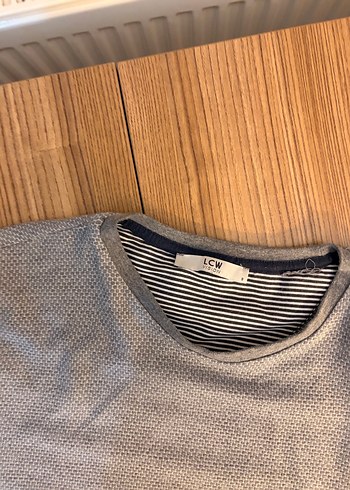 Gri Kısa Kollu Keten Erkek Tişört - Görsel 3