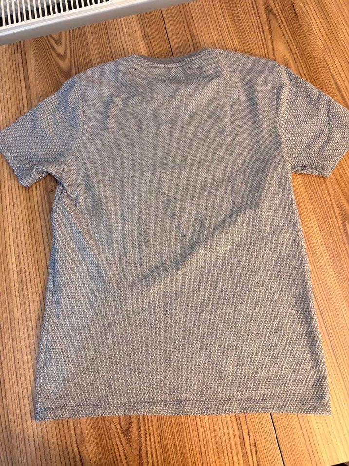 Gri Kısa Kollu Keten Erkek Tişört - Görsel 2