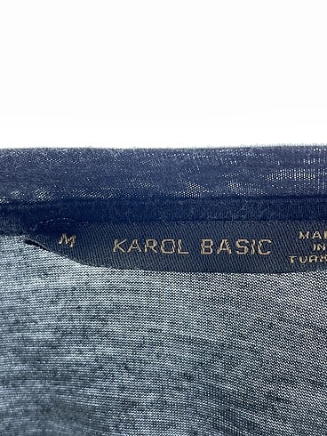 m Beden siyah Renk PreLoved T-shirt %70 İndirimli.