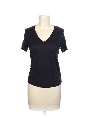 PreLoved T-shirt %70 İndirimli.