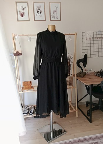 Klasik Siyah Uzun Kollu Midi Elbise