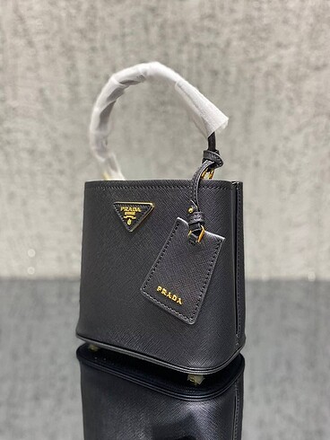 Prada Kova