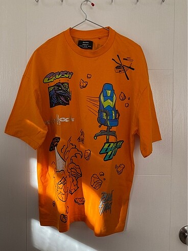 bershka t-shirt