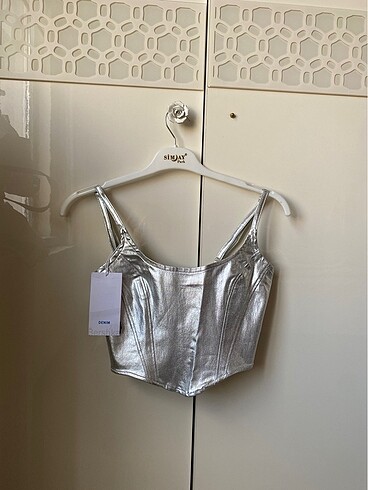 Bershka Crop Top