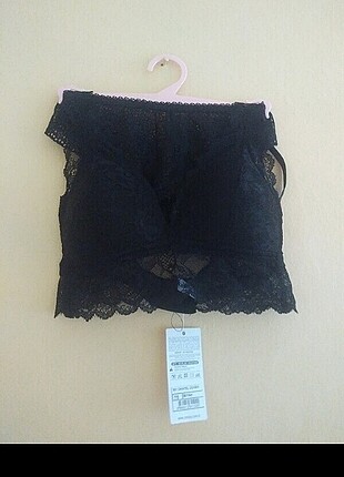 Bralet takım