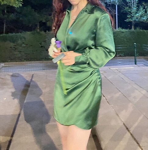 Zara yeşil saten kısa elbise