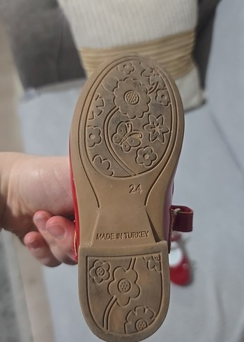 Kız Çocuk Kırmızı Fiyonk Detaylı Babet - Görsel 3