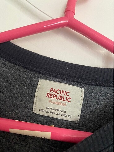 Pull and Bear Pull bear sweatshirt