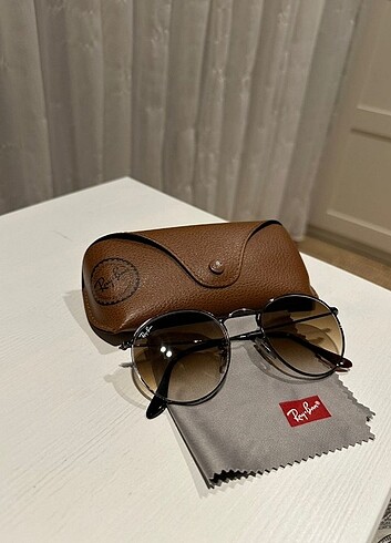 Rayban orjinal güneş gözlüğü 