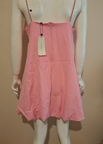 Pembe Mini Kolsuz Rahat Kesim Elbise - Görsel 4