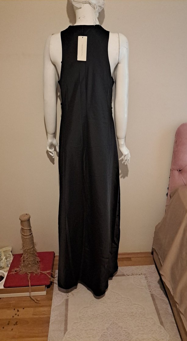 Siyah Drapeli Uzun Askısız Kadın Elbise - Görsel 5