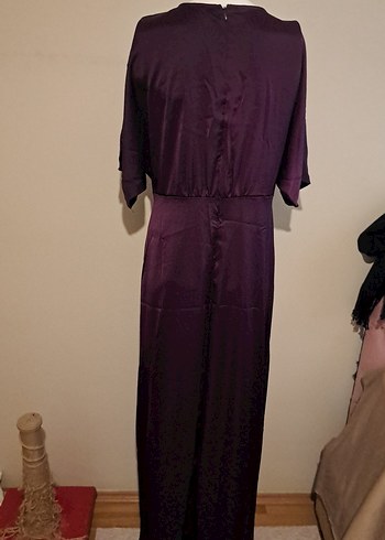 Mor V Yaka Uzun Saten Elbise - Görsel 5