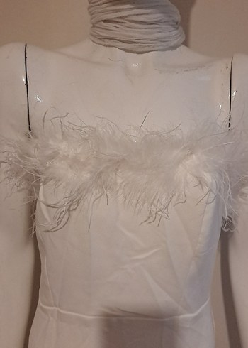 Beyaz Straplez Uzun Drapeli Elbise - Görsel 2