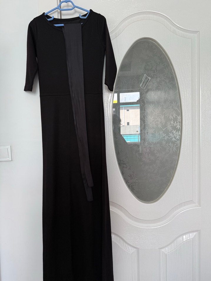 Siyah Uzun Beli Kuşaklı Kadın Elbise - Görsel 3