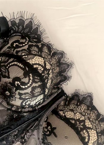 Dantel İşlemeli Siyah Gotik Büstiyer - Görsel 2