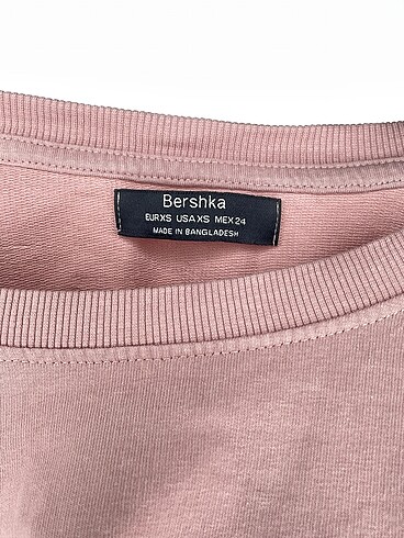 xs Beden çeşitli Renk Bershka Sweatshirt %70 İndirimli.