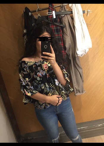 Çiçekli, Kayık Yaka, Volanlı Kadın Bluz - Görsel 2