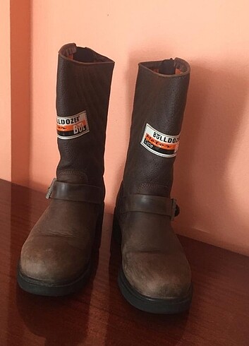Bulldozer Kadın Deri Çizme 