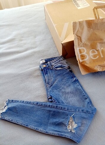 Bershka skkiny jean