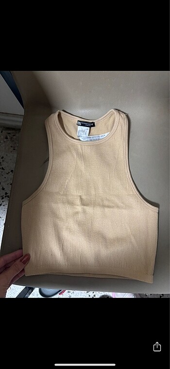 Zara crop